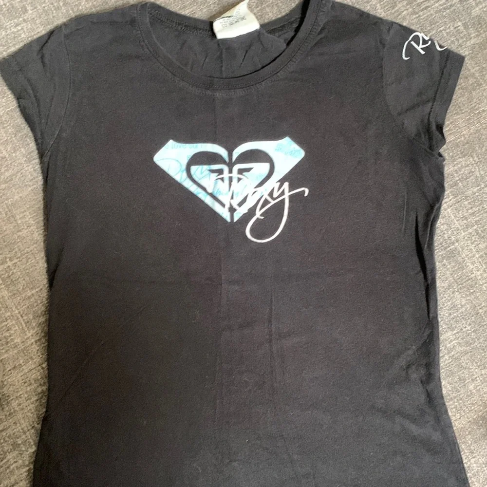Girls Roxy Tee - Picture 1 of 1